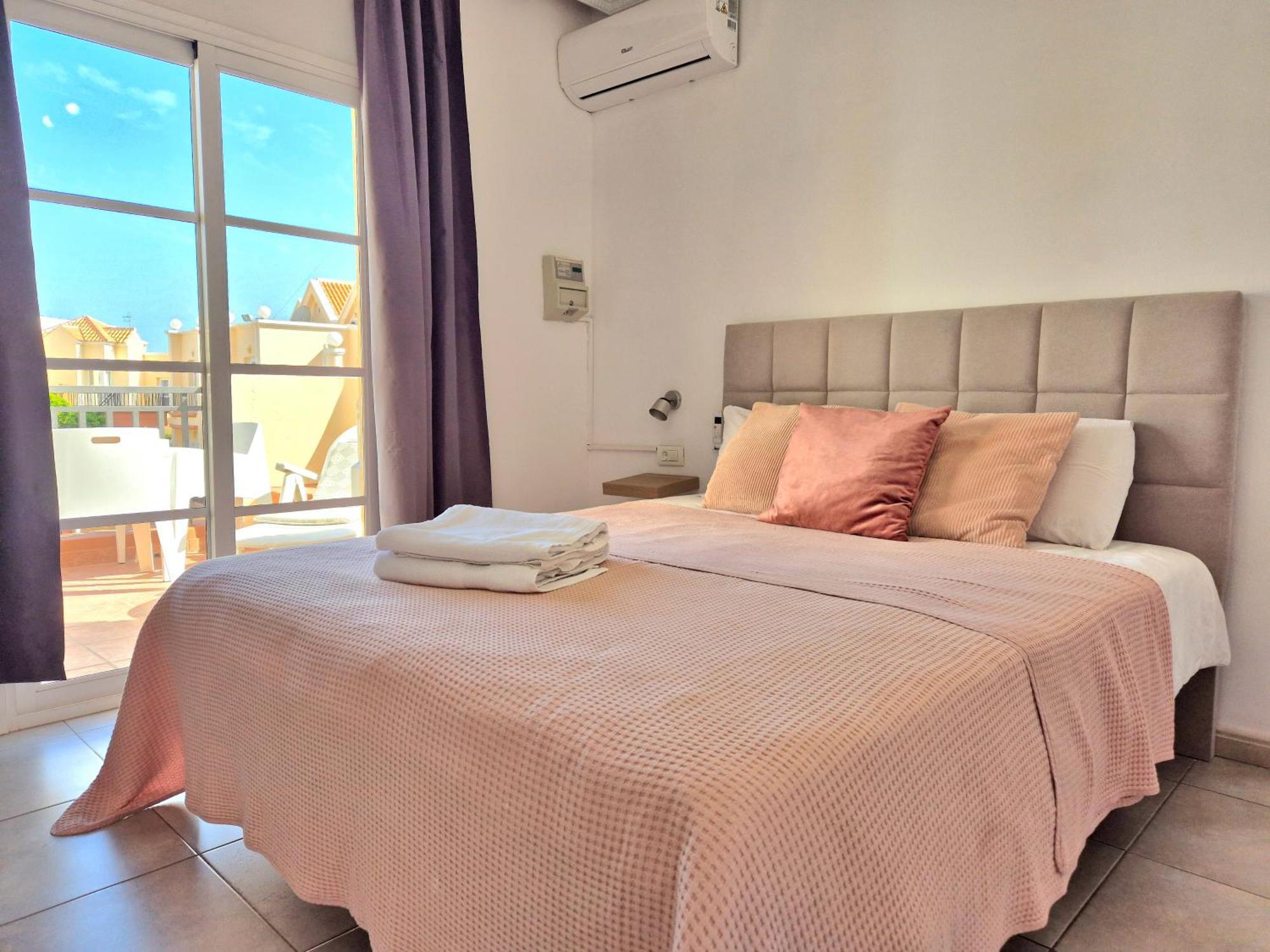 Light And Cosy Apartment In 100 Meters From The Beach Costa Adeje ภายนอก รูปภาพ